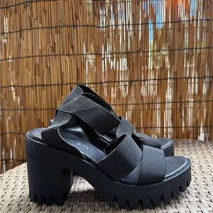 Madden Girl Sohoo Black Platform Sandals